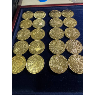 Moneta złota 24K Wiedeński Filharmonik 1 Oz
